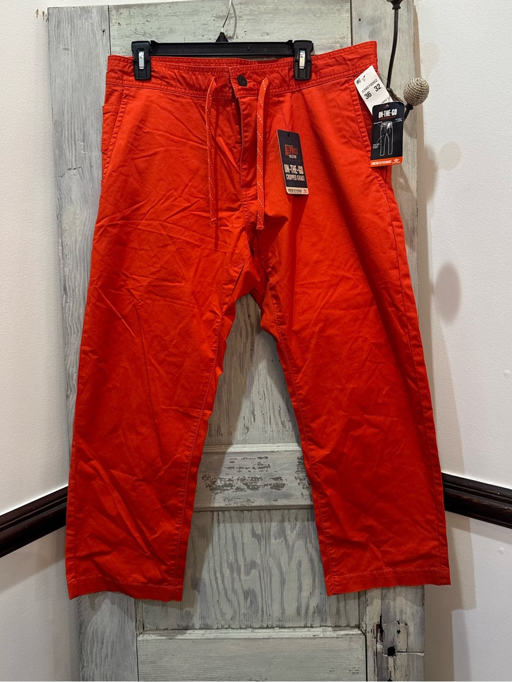 NWT Dockers Alpha Collection Mens Orange Cropped Khaki Pant Stretch Fit Sz 36x32
